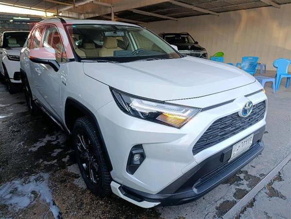 Toyota for sale in Iraq